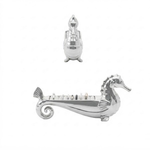 Elegante soporte para anillos con forma de reno plateado para mujer, moderno soporte de joyería con forma de ciervo cromado y organizador de escritorio para múltiples anillos - Product Image 6