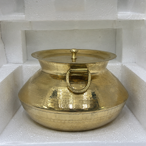 Olla Handi de Latón Martillado Hecha a Mano con Tapa de 2.5L, Recipiente Tradicional para Cocinar y Servir, Utensilio de Cocina para Almacenamiento de Alimentos para Hoteles y Restaurantes - Product Image 2