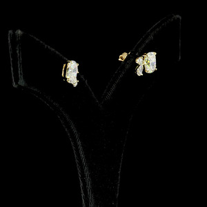 Pendientes de Tres Piedras con Diamantes Cultivados en Laboratorio, Corte Pera y Redondo, Oro 10K 14K 18K, Plata 925 935, Regalo de Boda, Lujo - Product Image 4