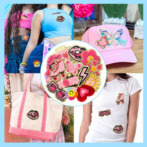 Écussons brodés personnalisés OEM d'usine avec logo brodé stylé pour vêtements, sacs, casquettes, vestes, badges thermocollants - Product Image 1