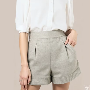 กางเกงขาสั้นสตรีทแวร์คุณภาพสูงสำหรับผู้หญิง ระบายอากาศได้ดี ซักได้ ทรงปกติ ผลิตจากผ้าทออย่างยั่งยืน ขายส่งเสื้อผ้าโดยตรง - Product Image 1