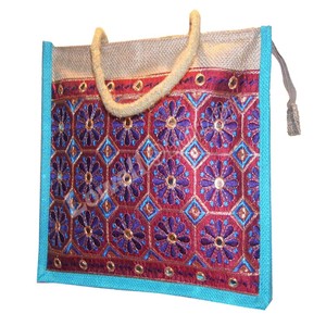 Sac en jute brodé par LOWELL CRAFT, conçu par un créateur de mode, avec fermeture éclair et doublure en lin - Product Image 2