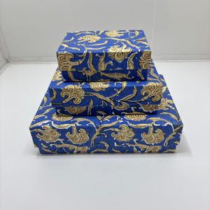 Boîtes rigides en papier imprimé à la main avec pelliculage brillant pour emballages cadeaux écologiques, rangement de bijoux, artisanat et décoration - Product Image 4
