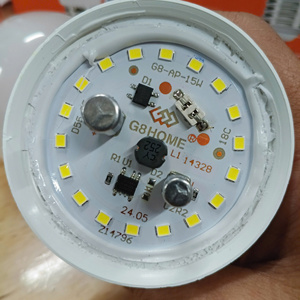 Bombillas LED Forma A 9W SKD A60 6500K 220V Cuerpo de Aluminio Cubierta de PP Base B22/E27 770Lm Luz de Ahorro de Energía CRI83 20,000 Horas - Product Image 6