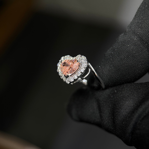 Bague halo en or 14 carats avec diamant rose intense fantaisie de 2 carats en forme de cœur, cultivé en laboratoire, certifié IGI, qualité VVS2 - Product Image 5