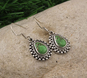 Pendientes Colgantes de Plata de Ley 925 con Cuentas de Cobre Verde Vintage, Estilo Boho, Acabado Antiguo, con Gema Verde para Bodas y Fiestas - Product Image 3