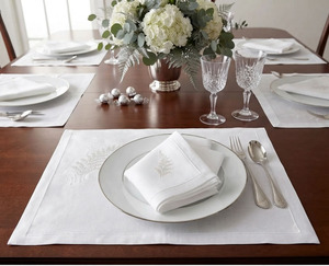 QUANG THANH EMBROIDERY Ensemble de sets de table et de serviettes en lin, motif feuille de fougère blanche, broderie personnalisée, lavable en machine, pour la maison et les mariages - Product Image 1