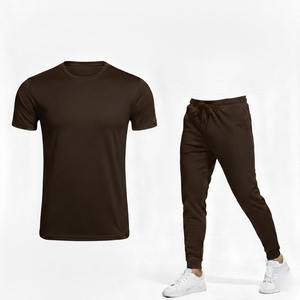 ชุดลำลองผู้ชายสีแดงเบอร์กันดีจาก INDEX APPAREL เสื้อยืดแขนสั้นคอกลมทรงปกติพร้อมกระเป๋าข้าง กางเกงขายาวมีเชือกผูก - Product Image 6