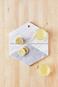 Tabla de Cortar de Mármol de Lujo para Comidas Gourmet, Agrega Estilo Profesional y un Toque de Alta Gama a la Decoración de la Cocina - Product Image 5