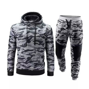 Conjunto Deportivo de Camuflaje para Hombre, Pantalones Jogger y Sudadera con Capucha de Alta Calidad, Estilo Casual y Personalizado - Product Image 1