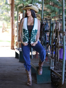 Chaleco Corto sin Mangas para Mujer, Modelo Hawai 2026, Color Azul Marino, Cuello Cuadrado, Botones de Cuerno, Ropa Femenina de Alta Calidad al por Mayor - Product Image 2