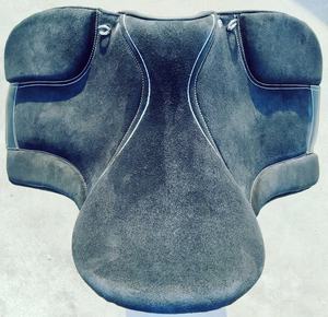 Wholesale English Dressage <b>Saddle</b> Full Swede Smooth Leather Western Style with Wood Plastic Tree for Horse Riding - Product Image 5