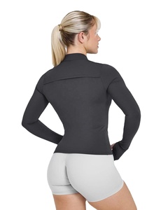 เสื้อแจ็กเก็ตแขนยาวมีซิปผ้าไนลอนผ้าสแปนเด็กซ์ผ้าเย็บต่อกันดีไซน์ใหม่สำหรับใส่ออกกำลังกายในยิมของผู้หญิง - Product Image 4