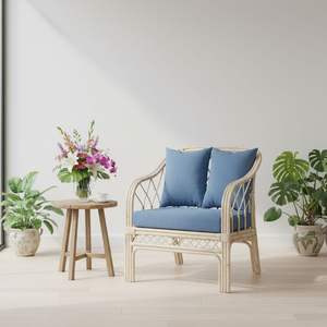 Chaise de salle à manger d'extérieur en rotin durable et écologique, en osier naturel fait main, design contemporain, avec revêtement en cuir PU, mobilier de maison - Product Image 1