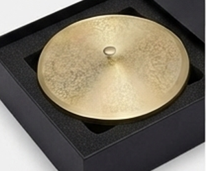 Boîte à masala en métal doré royal de qualité supérieure avec couvercle design, support de rangement rond pour la décoration de la table de cuisine - Product Image 4