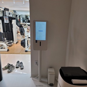 เครื่องวิเคราะห์ร่างกายอัจฉริยะ Bodydot BDF1000 ใช้พลังงาน AI โครงอะลูมิเนียมอัลลอยด์ ไม่สามารถพับได้ ขนาด 35x35x134 ซม. ติดตามท่าทางร่างกายแบบเต็มตัว - Product Image 1