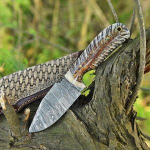 มีดพับเหล็กดามัสกัสคาร์บอนคุณภาพสูง ด้ามจับรูปทรงกรวยสน ผลิตด้วยมือ รับผลิตตามแบบ OEM ปรับแต่งได้ เกรดอุตสาหกรรม - Product Image 6