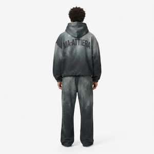 Ensemble de survêtement pour homme avec veste zippée à imprimé forêt gris et pantalon large, streetwear personnalisé, mode outdoor, coupe moderne - Product Image 2