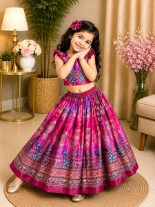 Ensemble Lehenga traditionnel indien pakistanais pour filles, imprimé paon, avec travail de miroir artisanal, pour Diwali, coupe ample - Product Image 3