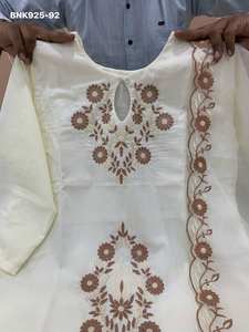 Dernière collection de magnifiques ensembles Kurti en rayonne tissée avec broderies, pantalon et dupatta, fournisseur d'Inde, mode féminine. - Product Image 6