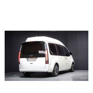 Hyundai Starex 2WD Limousine 2022, 8 371 km, Diesel, Boîte Automatique, Sièges en Cuir, Conduite à Gauche, pour Besoins Spéciaux - Product Image 2