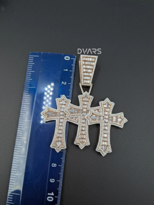 Pendentif croix triple en argent sterling 925 GRA, serti de moissanite, design classique, bijoux religieux pour hommes. - Product Image 5