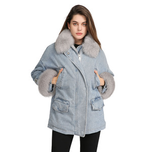 Vente en gros de manteaux longs en duvet pour femmes, veste coupe-vent en nylon d'hiver, veste matelassée avec col en fourrure, manteau en duvet avec logo personnalisé - Product Image 1