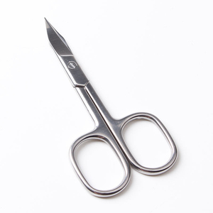 Ciseaux à cuticules de précision à bords tranchants pour salon de beauté professionnel, soin des ongles et processus d'élimination des cuticules en douceur - Product Image 1