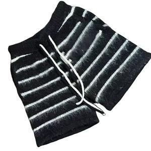 Pantalones Cortos de Mohair al Por Mayor B2B, Tejido de Alta Densidad, Estilo Urbano Moderno, Venta al Por Mayor de Fábrica - Product Image 1