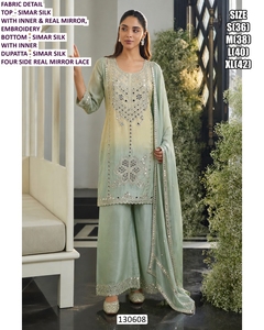 Kurti traditionnel pour femme en georgette brodée, longueur ras du sol, couleur violet régale - Product Image 4