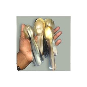 Cuillères en corne de buffle de luxe, polies, en matériau organique, style animal naturel, pour servir le caviar, style nautique européen, vente en gros - Product Image 4