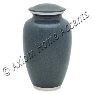 โกศบรรจุอัฐิอะลูมิเนียมทันสมัยจาก Axiom Home Accents สำหรับแสดงความรำลึกถึงผู้รักในครอบครัวด้วยงานฝีมือประณีตและดีไซน์เหนือกาลเวลา - Product Image 3