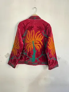 Chaqueta de Terciopelo Rojo Personalizada para Mujer, Bordada a Mano con Motivo de Palmera Tropical, Abrigo de Invierno de Lujo - Product Image 5