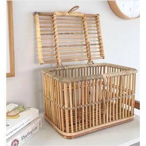 Panier de rangement en rotin tissé à la main avec couvercle, bac décoratif en osier pour l'organisation de la maison, panier rectangulaire en fibres naturelles durables - Product Image 3