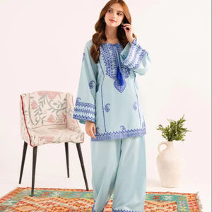 Camisa y Pantalón Bordados. Tela: Marina. Ajuste suave y cómodo: Fácil de poner - Product Image 1