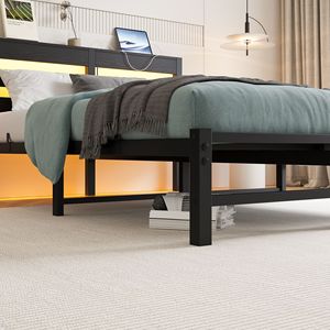 Struttura letto matrimoniale in metallo con testiera in legno, luci RGB, prese di corrente, caricatore, ripiano contenitore silenzioso, nessuna rete a molle necessaria - Product Image 5