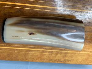 Artisanat naturel fait main, coupe à boire en agate sculptée à la main, verre à shot Viking, coupes en corne - Product Image 3