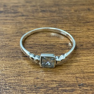 1.4 Grams <b>Crystal</b> <b>Ring</b> with Cubic Zirconia Elegant and Stylish Product Category - Product Image 1