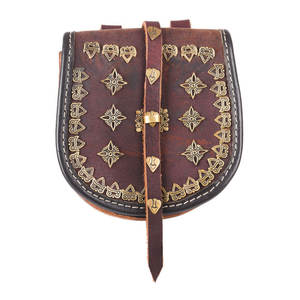 Sac banane en cuir végétalien doux et mat, personnalisable avec logo OEM, fermeture éclair dorée, sangle réglable, idéal pour les voyages - Product Image 1