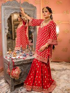 Top de chinon con bordado de secuencia de diseñador y bordado Zari, con pantalón sharara y dupatta, completamente cosido y listo para usar. - Product Image 4