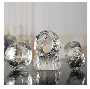 Anillos de Servilleta Acrílicos de Lujo para Decoración de Bodas y Navidad, Juego de 4 Piezas, Accesorios de Mesa a Precio Accesible - Product Image 2