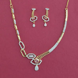 Grossistes de bijoux fantaisie en Inde, collier classique en diamant américain avec placage bicolore 443986 - Product Image 1