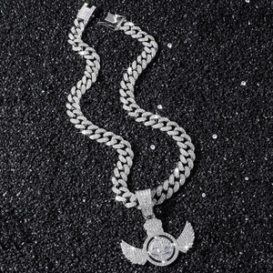 Collane con Ciondolo Ali d'Angelo Iced Out, in Lega Placcata Oro con Strass, Catena Cubana da 13mm, Gioielli Unisex Hip Hop Bling con Cristalli - Product Image 5