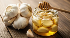 Premium Peeled Garlic Cloves in Brine Glass <b>Jar</b> Preserved Garlic for Export Private Label OEM - Product Image 2