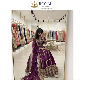 Fabricante indio que vende un hermoso y tradicional traje Anarkali de georgette pesado con bordados y pantalón de microalgodón. - Product Image 5