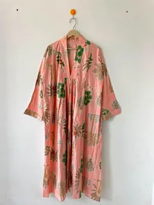 Robe longue bohème à imprimé floral, col en V, manches chauve-souris trois quarts, taille empire, coupe ample, décontractée pour l'été - Product Image 4