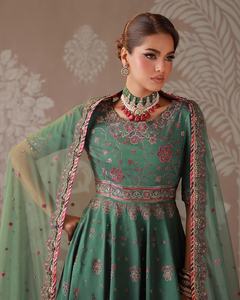 WS International 629 Salwar Kameez aux couleurs étonnantes pour femmes, en viscose, séchage rapide, sans plis, pour toutes les saisons, fêtes et mariages - Product Image 3