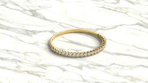 Anillo de Boda de Oro de 18K con Micro Pavé de Diamantes, Ligero, Moderno, Corte Media Eternidad, Delicado, Apilable, Joyería Fina para Mujer - Product Image 3