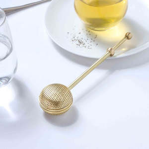 Infuseur à thé professionnel moderne en acier inoxydable en forme de boule avec poignée et couvercle pour infuser le thé en feuilles - Product Image 5