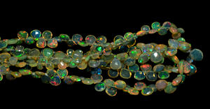 Opale éthiopienne à facettes multicolores haute qualité 16 pouces 4x4 à 10x9mm perles hydratées en forme de cœur pierres précieuses pour la fabrication de bijoux - Product Image 3